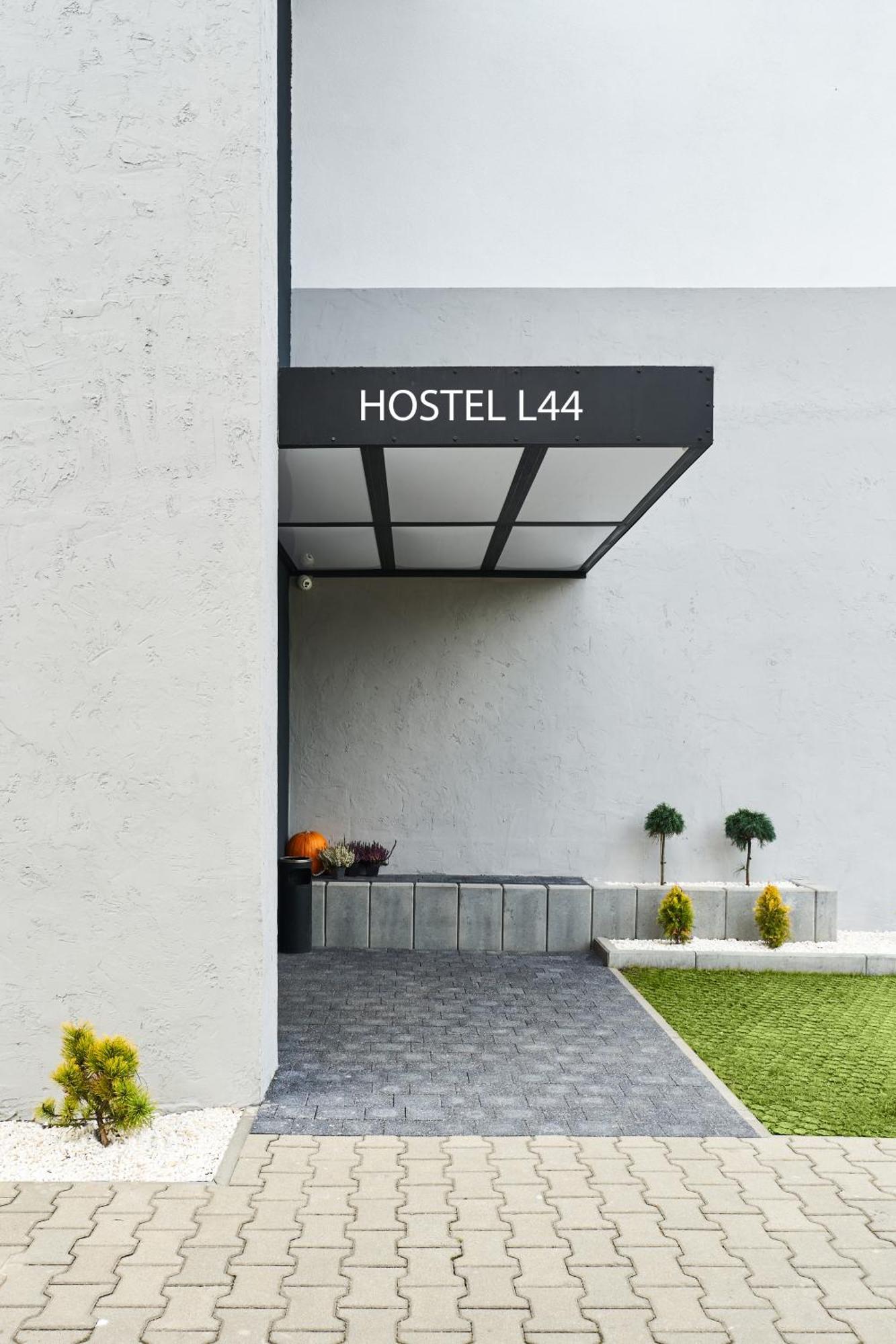 Hostel L44 Nowy Targ Eksteriør billede